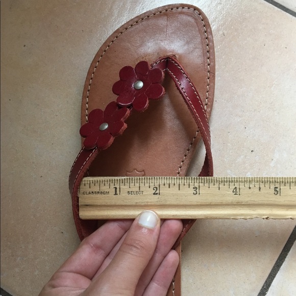 ✨BOUTIQUE GREEK GENUINE RED LEATHER SANDALS✨ - Picture 8 of 8